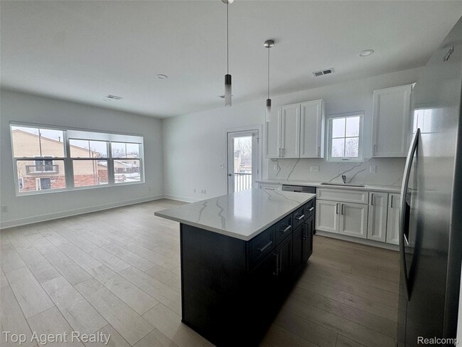 Building Photo - 31811 Gabby Ct