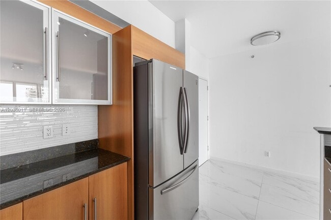 Building Photo - 325 S Biscayne Blvd
