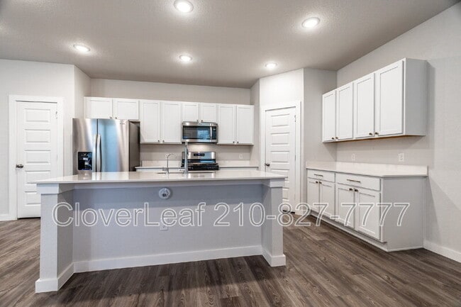 Building Photo - 5711 Topaz Wy