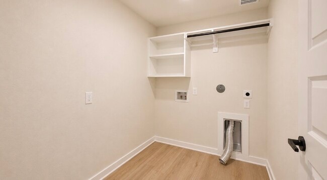 Building Photo - 4612 Spoon Bill Cv Dr