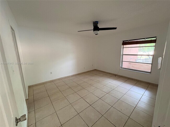 Building Photo - 17600 NW 68th Ave