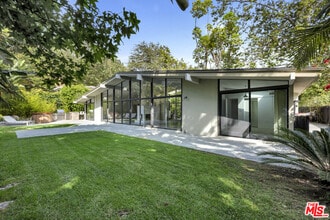 Building Photo - 30611 Las Estrellas Dr