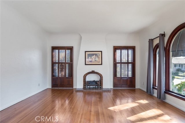 Building Photo - 929 E 37th St