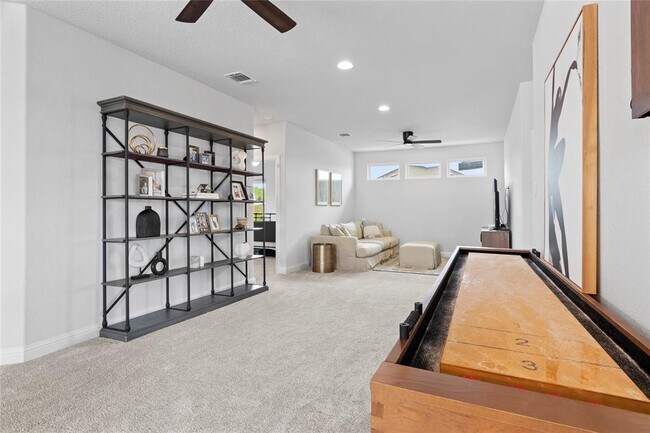 Building Photo - 211 Abbeyville Walk