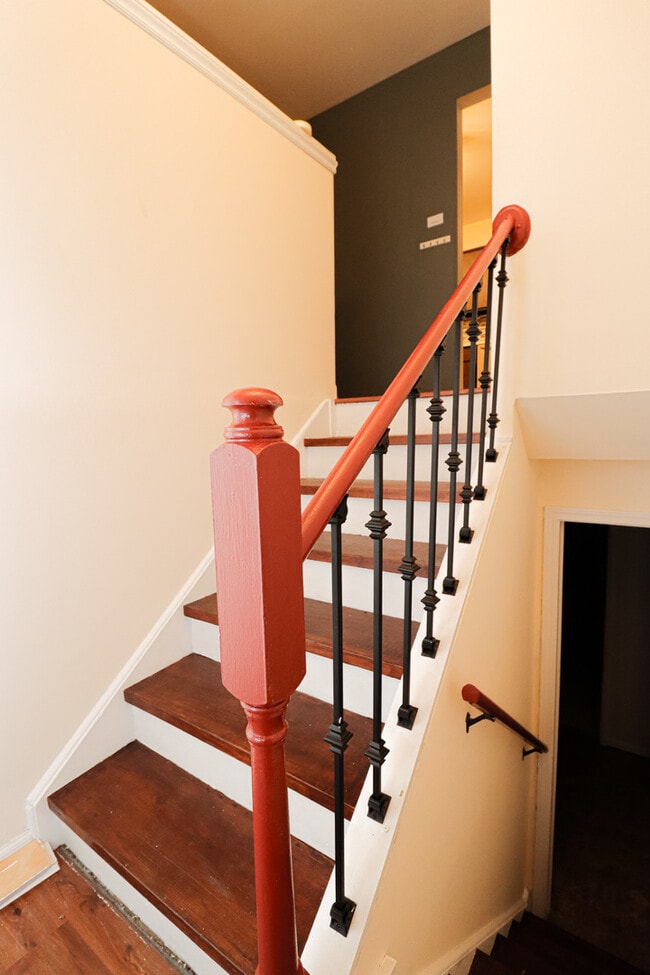 Building Photo - 500 Westwood Ave