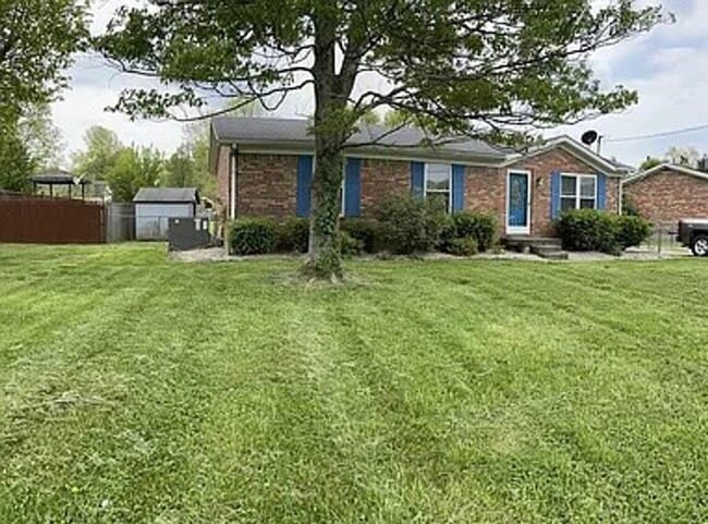 Building Photo - Charming Brick Ranch *OPEN HOUSE 10/05/23*