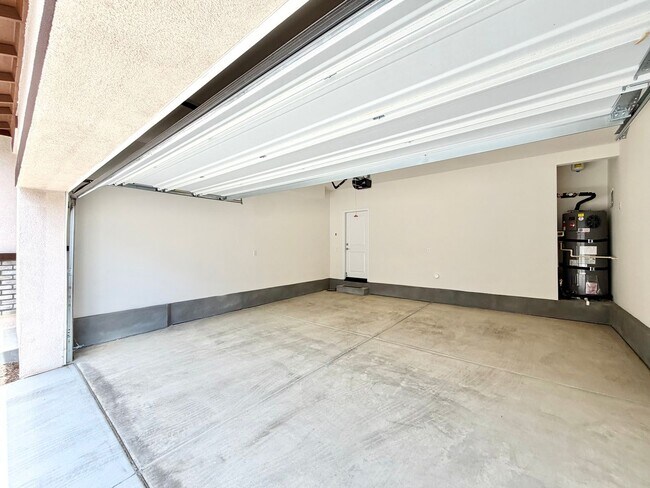 Building Photo - 31404 Lolite Dr