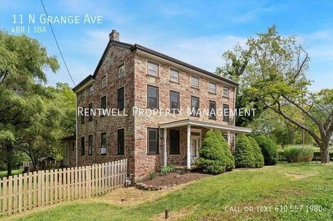 Building Photo - 11 N Grange Ave