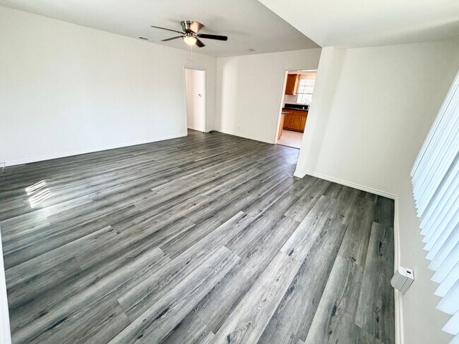 Building Photo - ***Gated 3 bed 2 bath House in Monterey Park***
