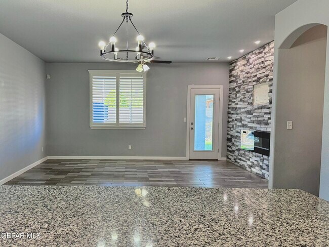 Building Photo - 13139 Saker Dr