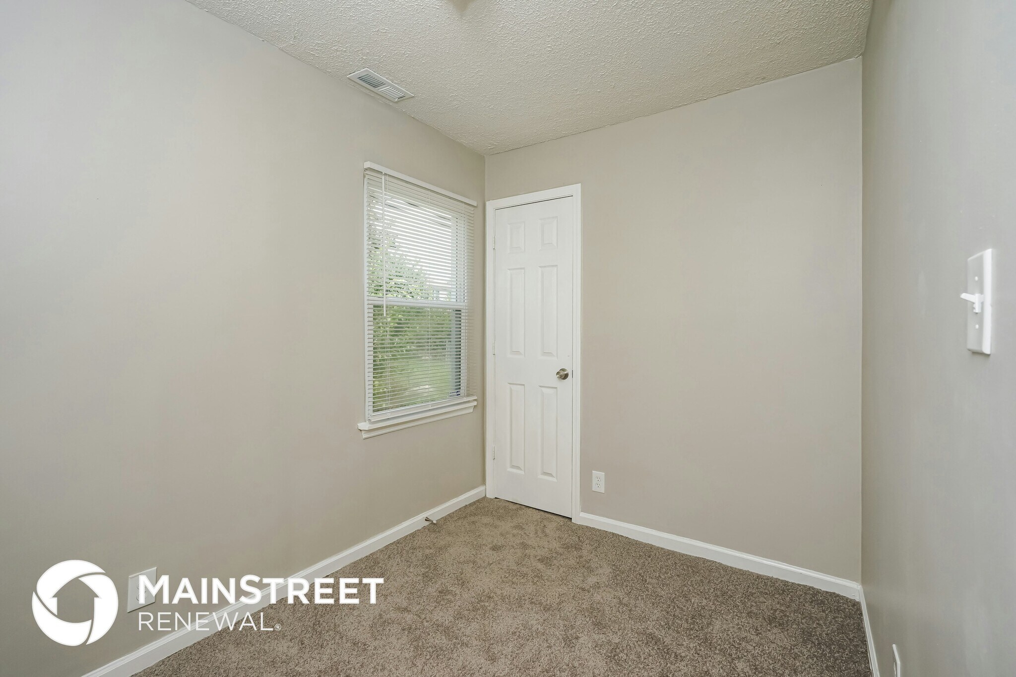 Building Photo - 3622 W Jefferson St