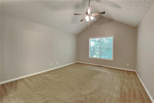Building Photo - 1874 Manor Oak Ln NE