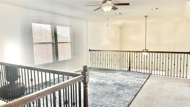 Building Photo - 9809 Betulla Dr