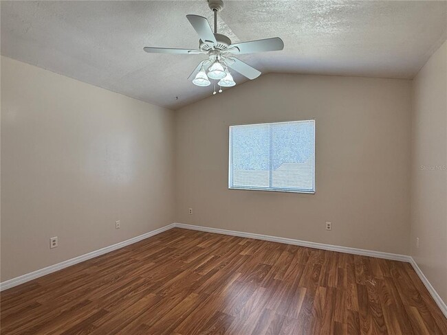 Building Photo - 7906 Winter Song Dr