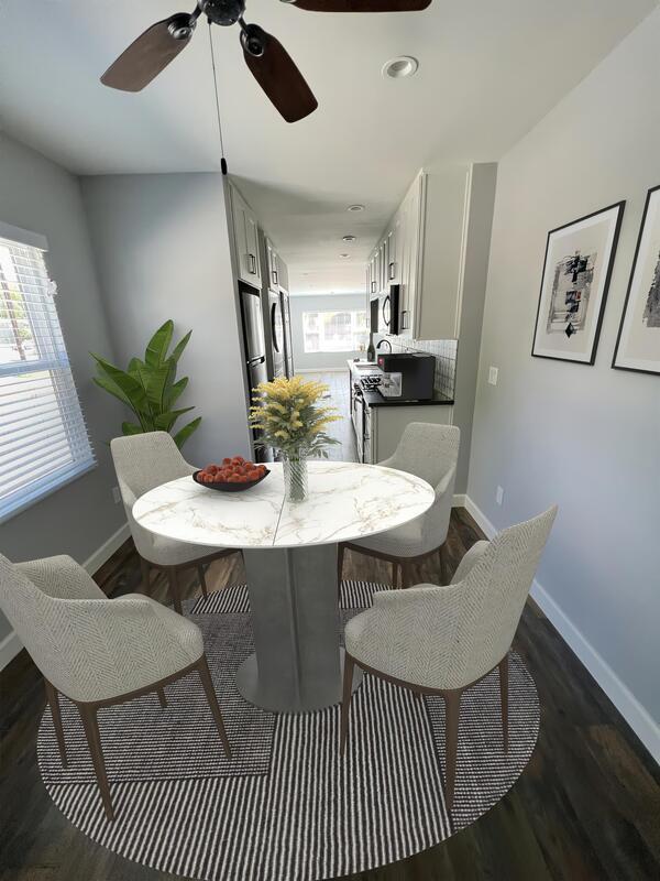 Building Photo - 1803 E Chevy Chase Dr