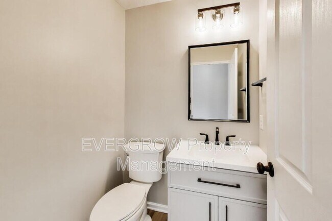 Building Photo - 14175 Nicholas Dr