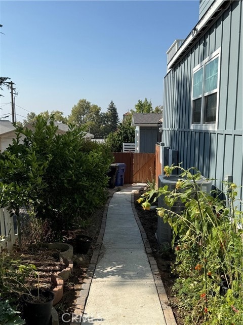 Building Photo - 170 W Montecito Ave