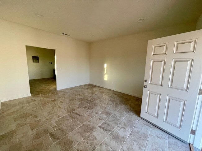 Building Photo - Newly built in El Monte