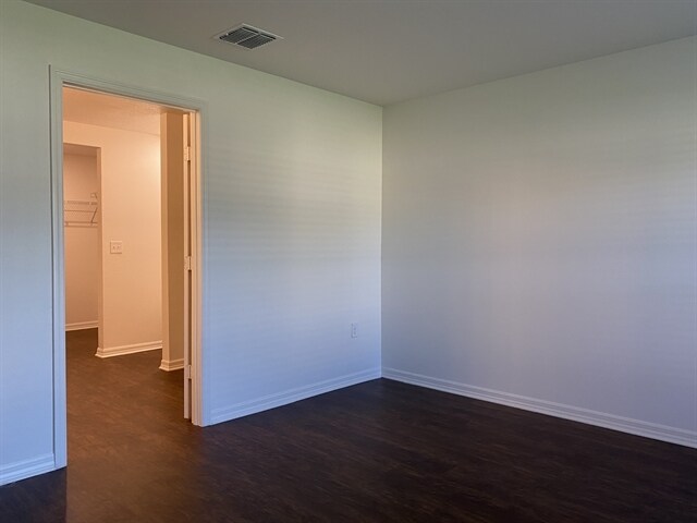 Building Photo - 1122 Brenton Leaf Dr