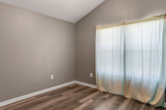 Building Photo - 3bd 2ba home in Liberty Co for Rent!