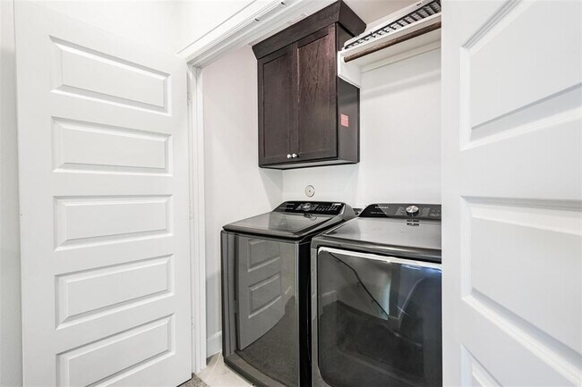 Building Photo - 2705 Eado Edge Ct