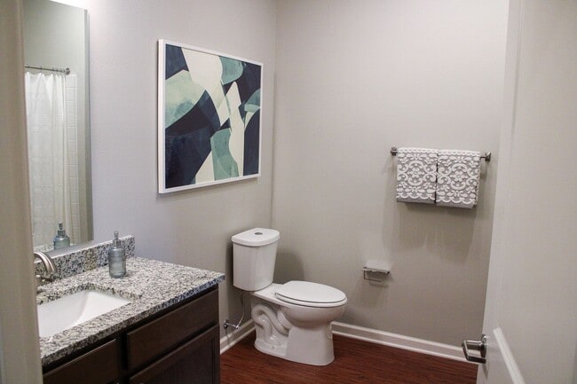 Building Photo - 3221 Redhawk St