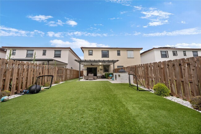 Building Photo - 25511 SW 108th Ct