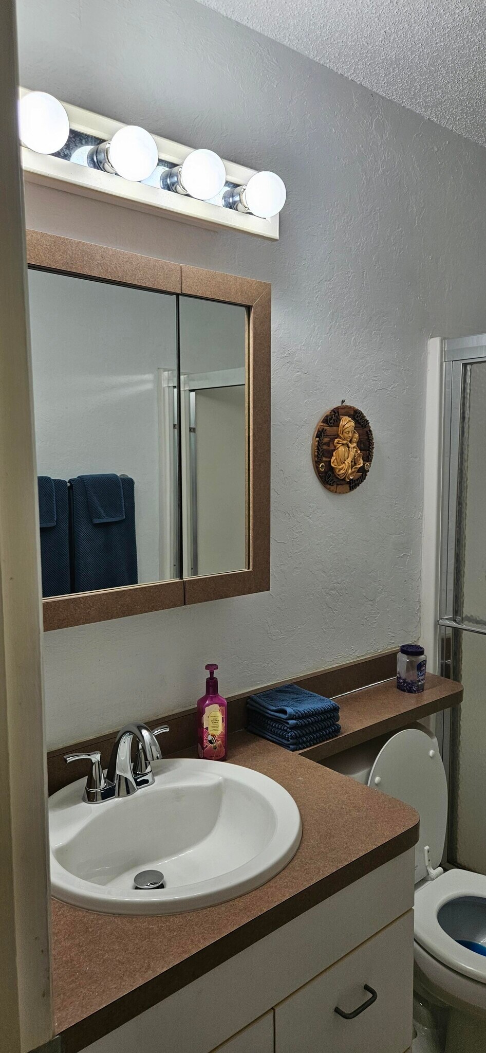 Building Photo - 6215 Green View Cir