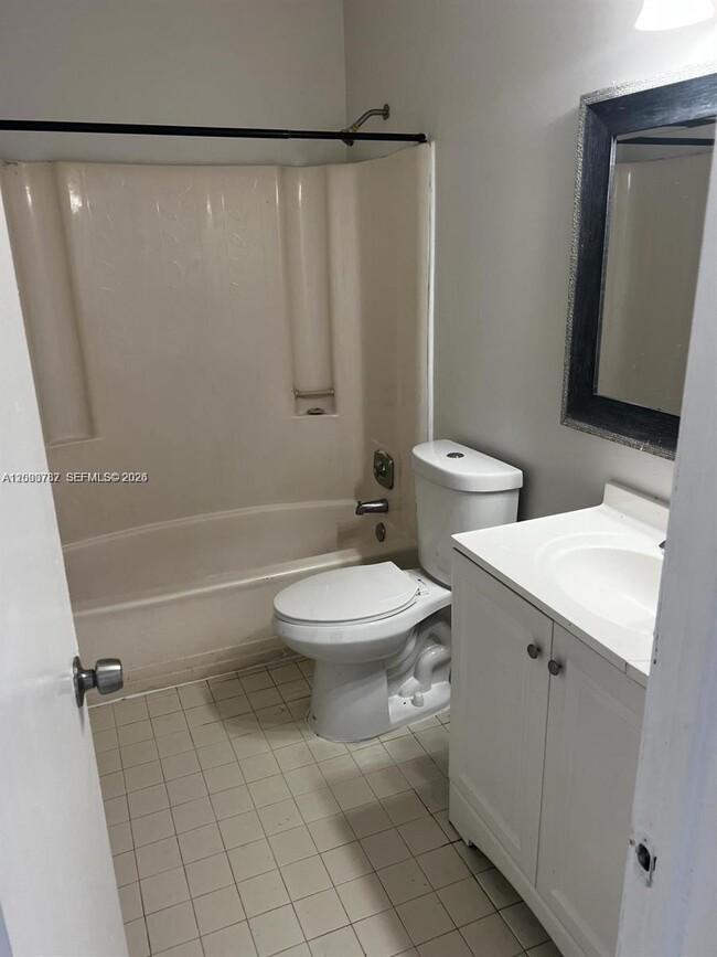 Building Photo - 7221 SW 11th Ct