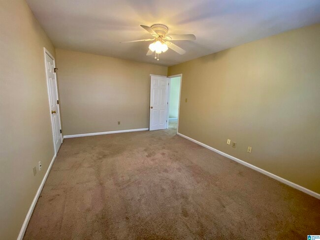 Building Photo - 2032 Stone Brook Dr