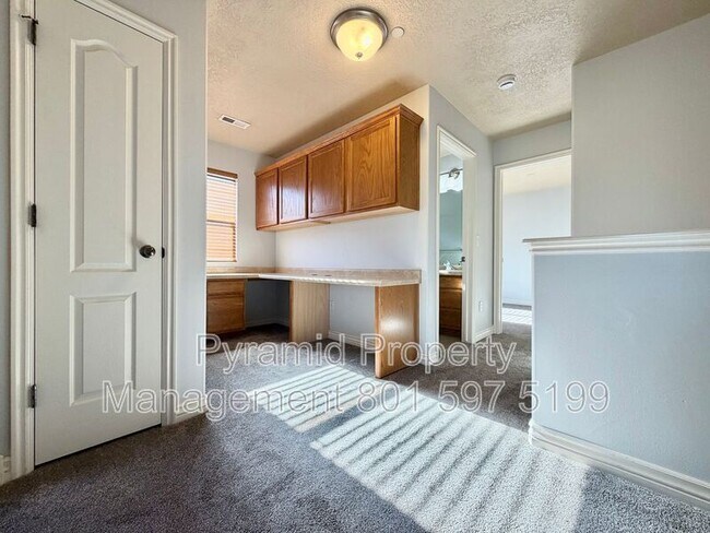 Building Photo - 1688 W 3180 N