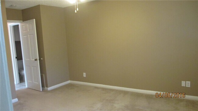 Building Photo - 13223 Kit Ln
