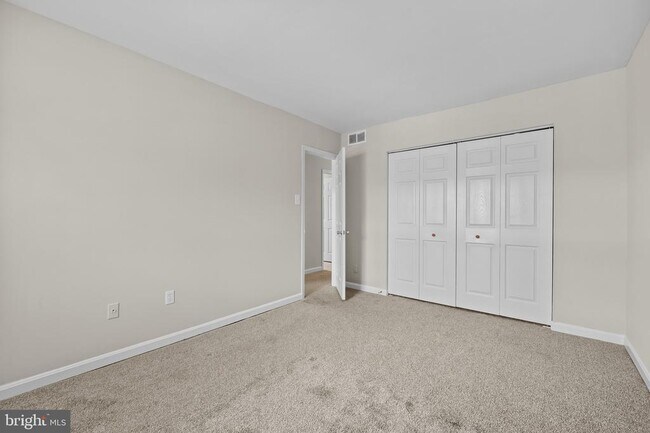 Building Photo - 9786 Whiskey Run