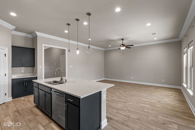 Building Photo - 126 St Edmunds Wy