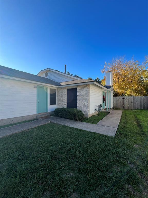 Building Photo - 12306 Deer Falls Dr