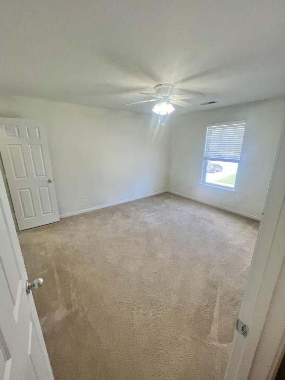 Building Photo - 425 Tiburon Dr