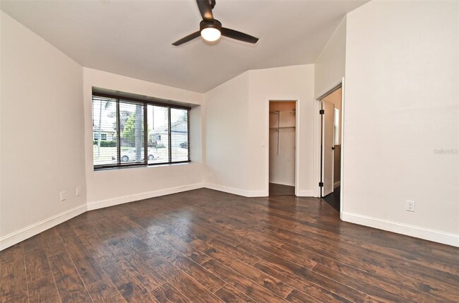 Building Photo - 1242 Ravida Woods Dr