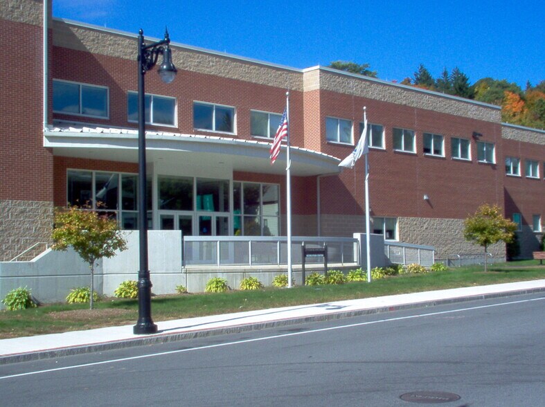 FSU Recreation Center - 98 Snow St