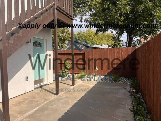 Building Photo - BRAND NEW Downstairs 2-Bedroom ADU with Modern Finishes! HALF OFF 1ST MONTH'S RENT!!