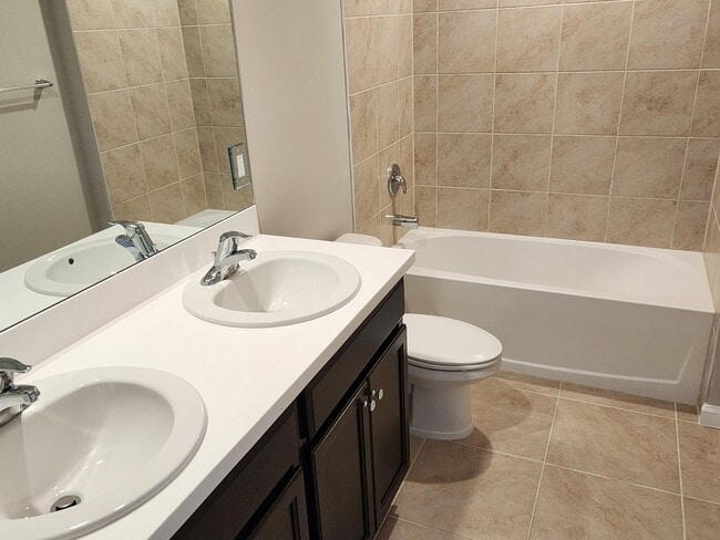 Building Photo - 3197 SW Armucher St