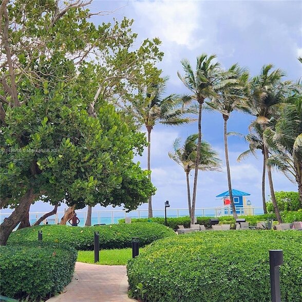 Building Photo - 3000 S Ocean Drive Unit 510