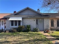 Building Photo - 208 Versailles St