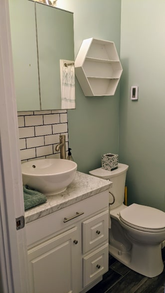 Building Photo - 25 Hampden Pl