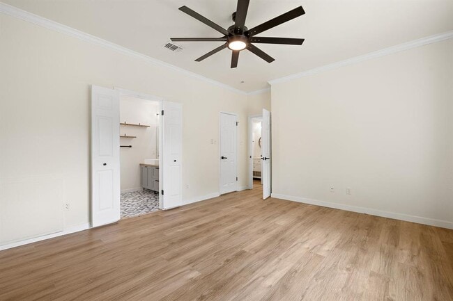 Building Photo - 2118 Zephyr Ln