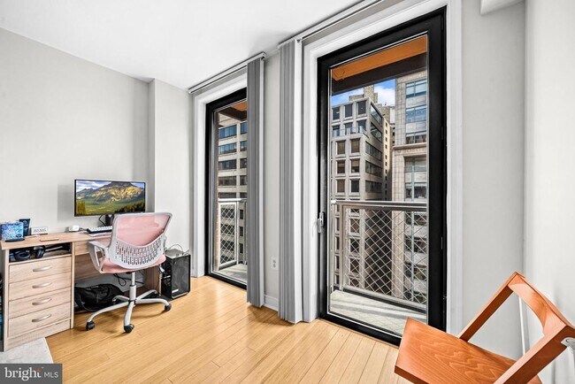 Building Photo - 631 D St NW