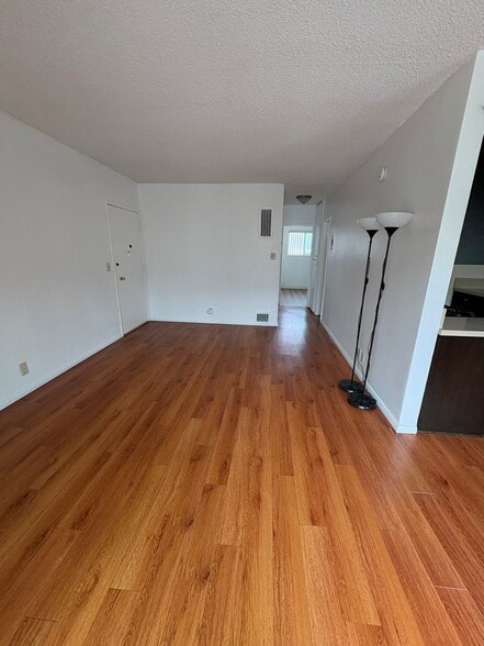 Building Photo - 2339 Glendale Blvd