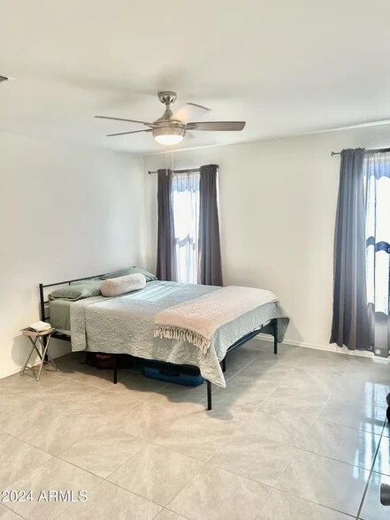 Building Photo - 2923 W Monte Way