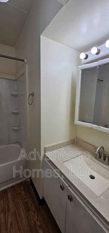 Building Photo - 824 N 70th St