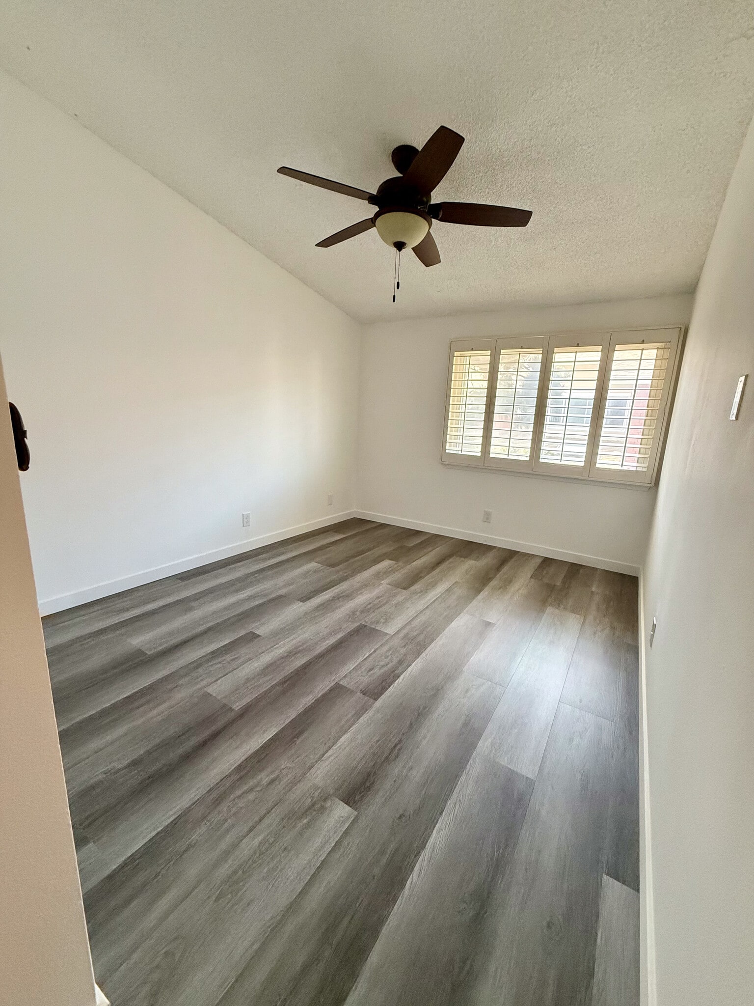 Bedroom 3 - 3500 W Manchester Blvd