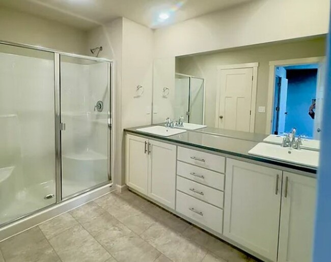 Building Photo - *NEW Construction* Stunning 3BD, 2.5 BA* S...